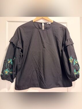 Splendid Black Button-Up Blouse with Green and Yellow Floral Embroidery